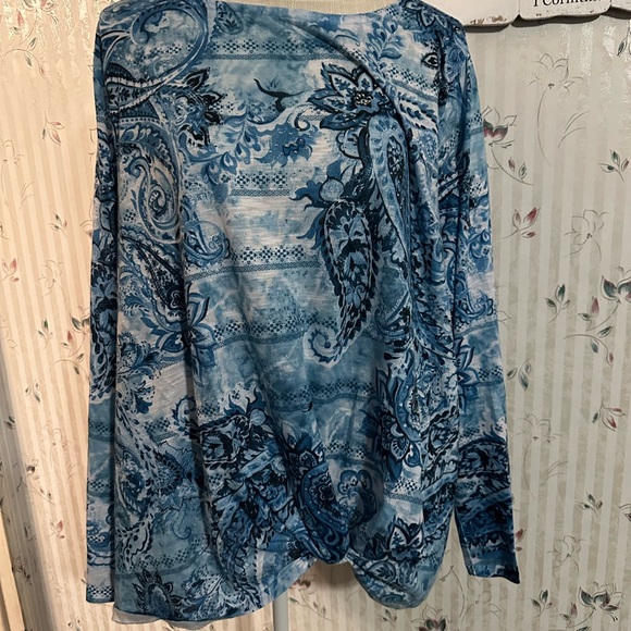 Time and Tru 22 (XXXL) women’s top blue - Picture 2 of 3